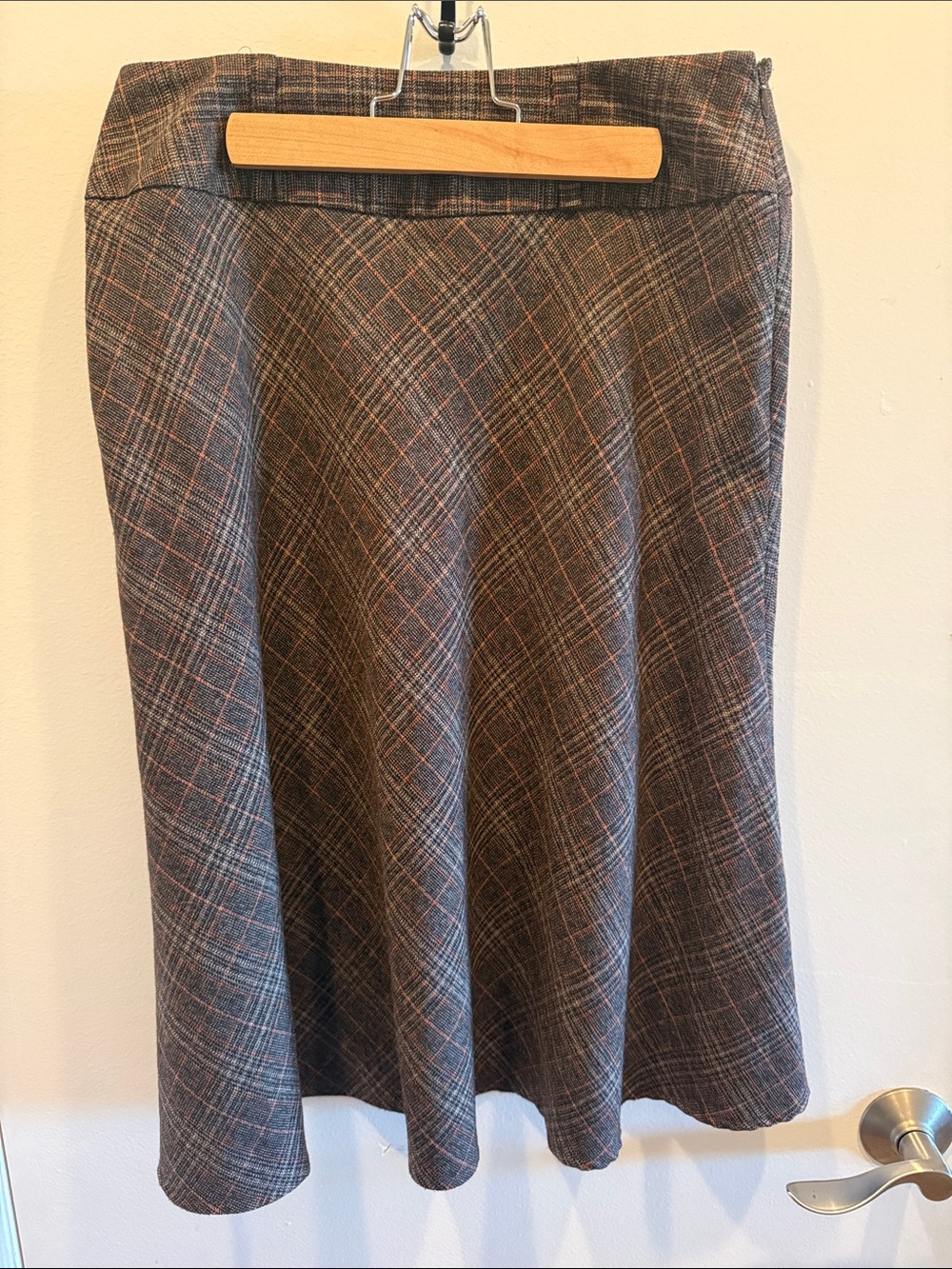 Dress Barn Brown Plaid A-Line Skirt with Subtle Rust Lines